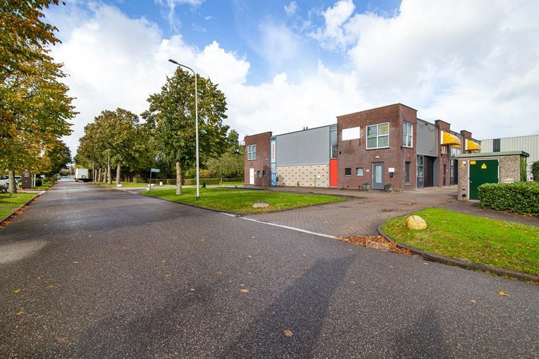 BedrijfsruimteaanCoenecoop 144 a<br/> inWaddinxveen BedrijfsruimteaanCoenecoop 144 a<br/> inWaddinxveen