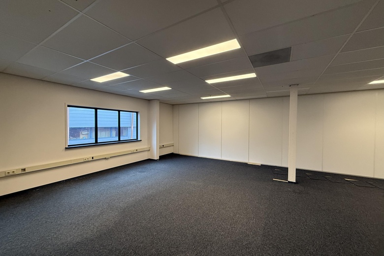 KantoorruimteaanVlierberg 4<br/> inEemnes