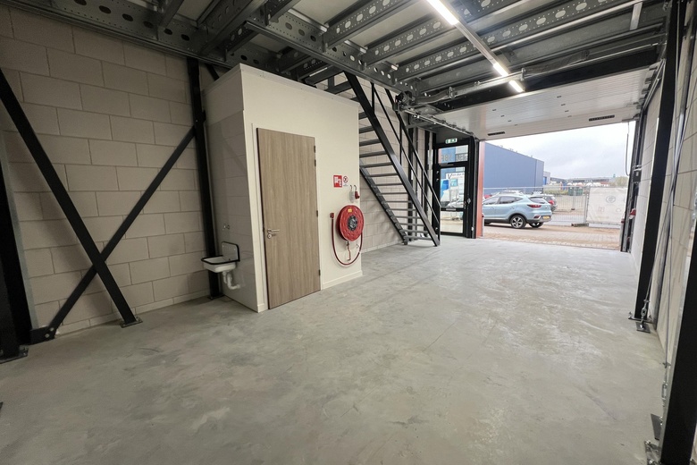 BedrijfsruimteaanEdisonstraat 18 E<br/> inNumansdorp