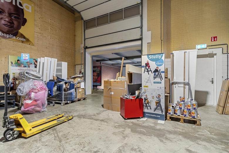 BedrijfsruimteaanIndustrieweg Oost 7<br/> inElst BedrijfsruimteaanIndustrieweg Oost 7<br/> inElst