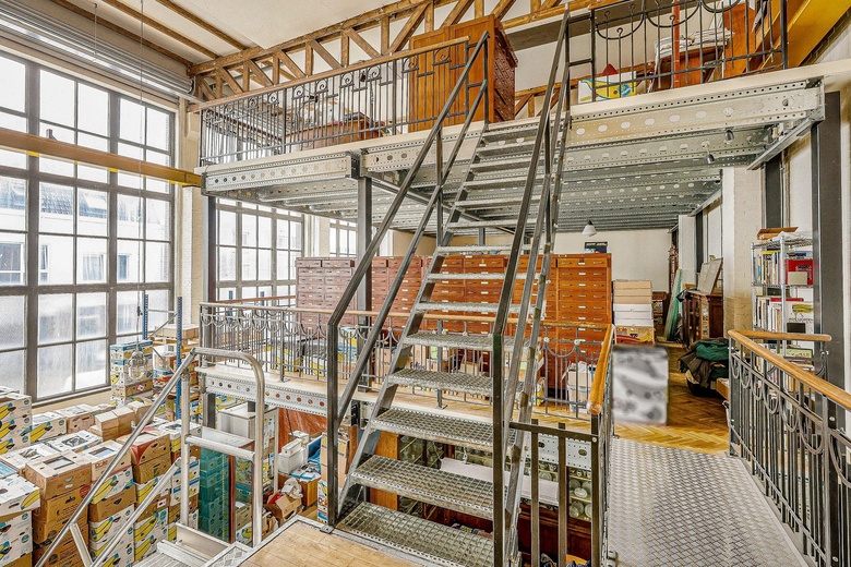 BedrijfsruimteaanIndustriestraat 22 F<br/> inIJmuiden BedrijfsruimteaanIndustriestraat 22 F<br/> inIJmuiden