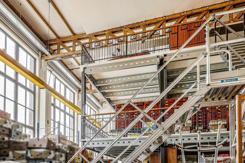 BedrijfsruimteaanIndustriestraat 22 F<br/> inIJmuiden BedrijfsruimteaanIndustriestraat 22 F<br/> inIJmuiden