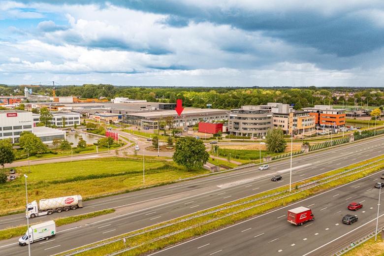 BedrijfsruimteaanDe Limiet 3 a<br/> inVianen BedrijfsruimteaanDe Limiet 3 a<br/> inVianen
