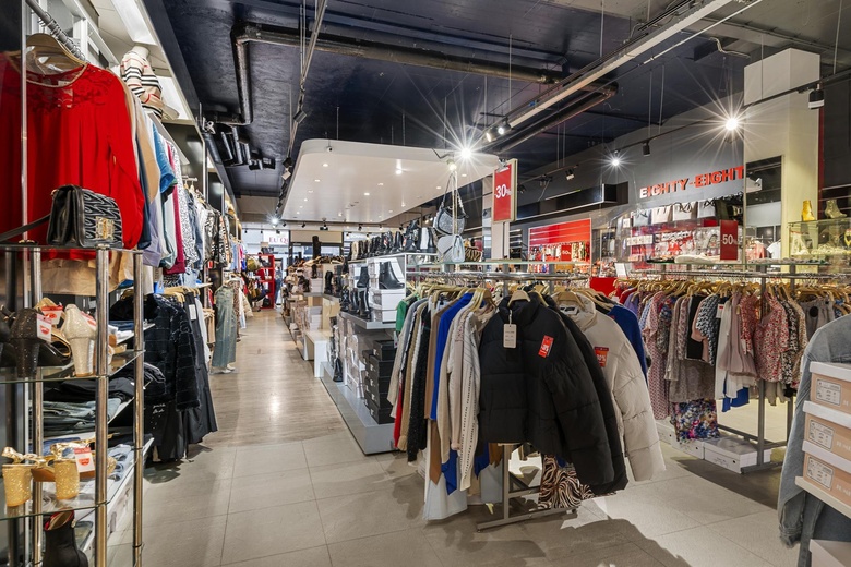 WinkelruimteaanRijnstraat 48<br/> inArnhem WinkelruimteaanRijnstraat 48<br/> inArnhem