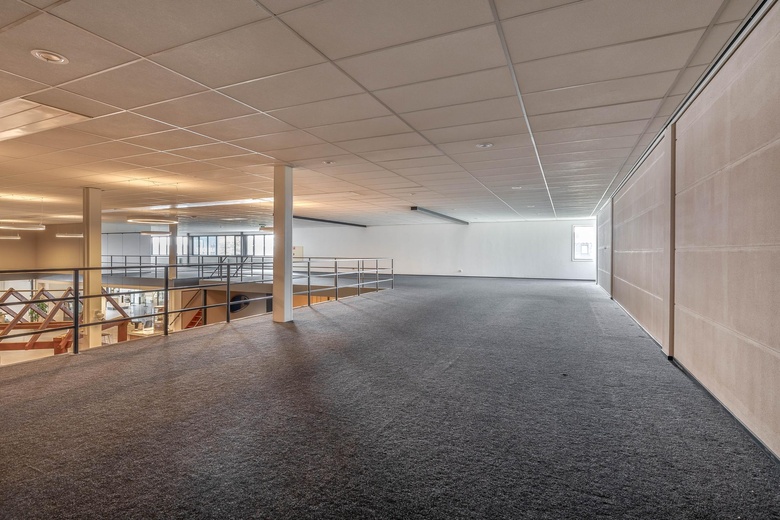 KantoorruimteaanSchuttevaerweg 13<br/> inRotterdam