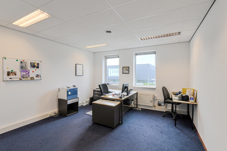 BedrijfsruimteaanVan de Reijtstraat 102<br/> inBreda BedrijfsruimteaanVan de Reijtstraat 102<br/> inBreda
