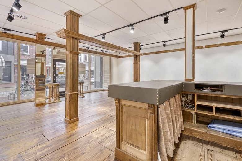 WinkelruimteaanKaaistraat 44<br/> inSteenbergen WinkelruimteaanKaaistraat 44<br/> inSteenbergen
