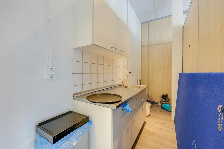 BedrijfsruimteaanAntennestraat 64<br/> inAlmere