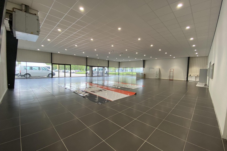 WinkelruimteaanMolensingel 1<br/> inMaastricht WinkelruimteaanMolensingel 1<br/> inMaastricht
