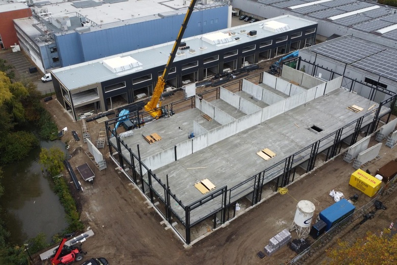 BedrijfsruimteaanKamerlingh Onnesweg 2 C 8<br/> inDordrecht