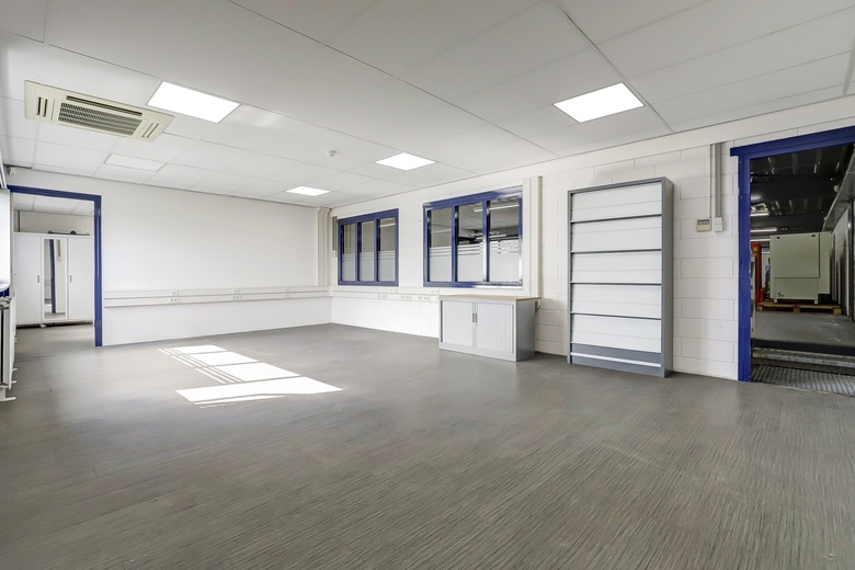 BedrijfsruimteaanBedrijvenstraat 7 a<br/> inWierden