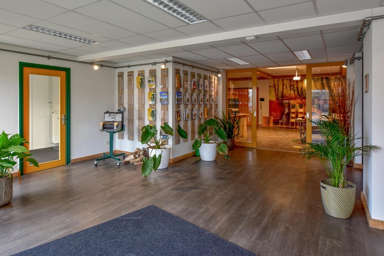 BedrijfsruimteaanMercuriusweg 11<br/> inBarneveld BedrijfsruimteaanMercuriusweg 11<br/> inBarneveld