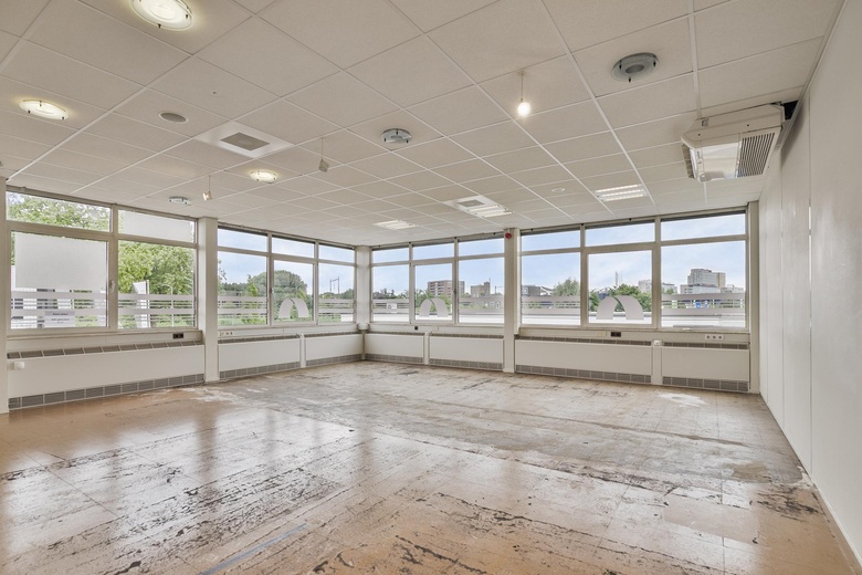 KantoorruimteaanSchinkelse Baan 1<br/> inCapelle aan den IJssel KantoorruimteaanSchinkelse Baan 1<br/> inCapelle aan den IJssel