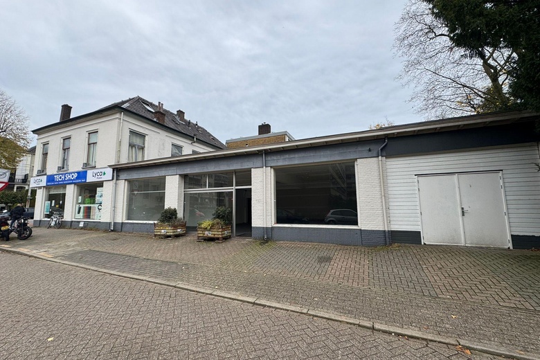 Bekijk foto 1 van Hoofdstraat 17