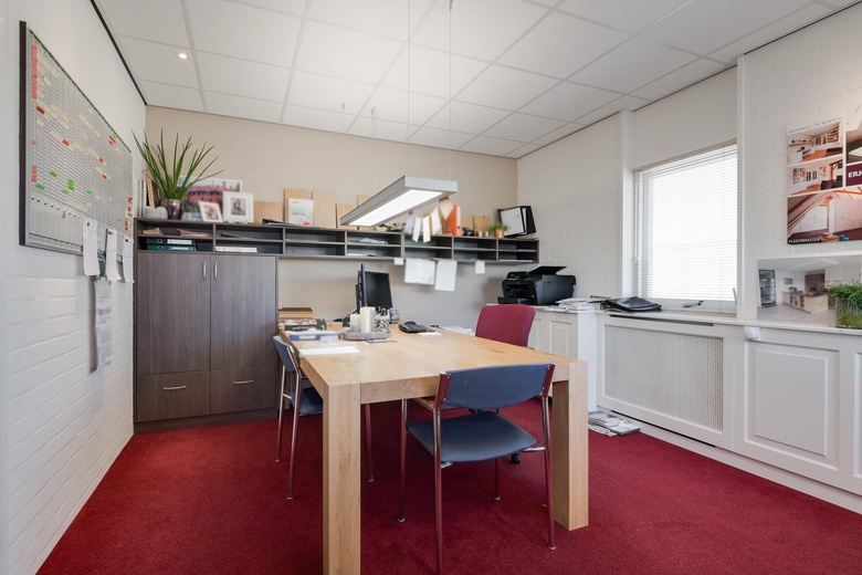 BedrijfsruimteaanVan der Heydenstraat 4<br/> inWinterswijk