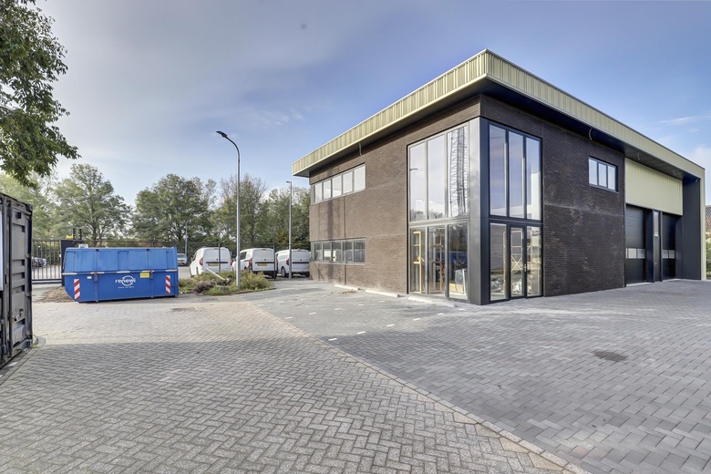 BedrijfsruimteaanGrevelingenstraat 11 a<br/> inZierikzee BedrijfsruimteaanGrevelingenstraat 11 a<br/> inZierikzee
