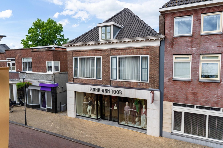 Bekijk foto 1 van Hoogstraat 14 Bekijk foto 1 van Hoogstraat 14