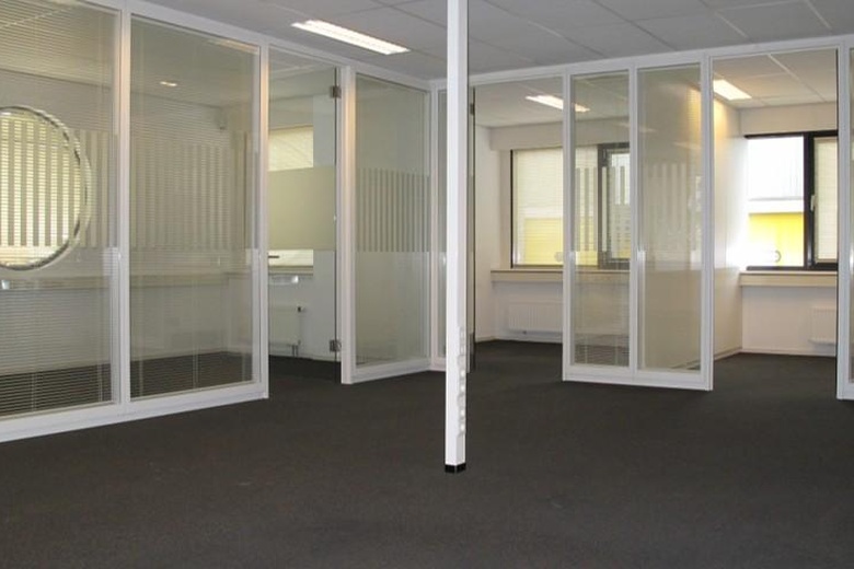 KantoorruimteaanEdisonstraat 68 A<br/> inZevenaar KantoorruimteaanEdisonstraat 68 A<br/> inZevenaar