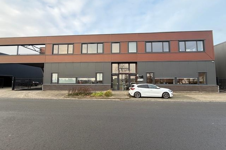 BedrijfsruimteaanWalnootberg 14<br/> inEemnes