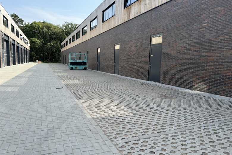 BedrijfsruimteaanAmersfoortsestraat 76 07<br/> inSoesterberg