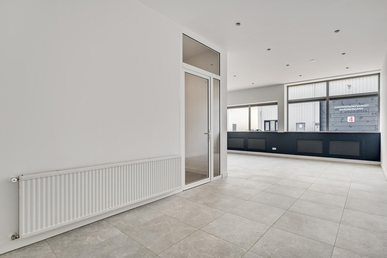 BedrijfsruimteaanGroeneweg 14 A<br/> inRoermond BedrijfsruimteaanGroeneweg 14 A<br/> inRoermond