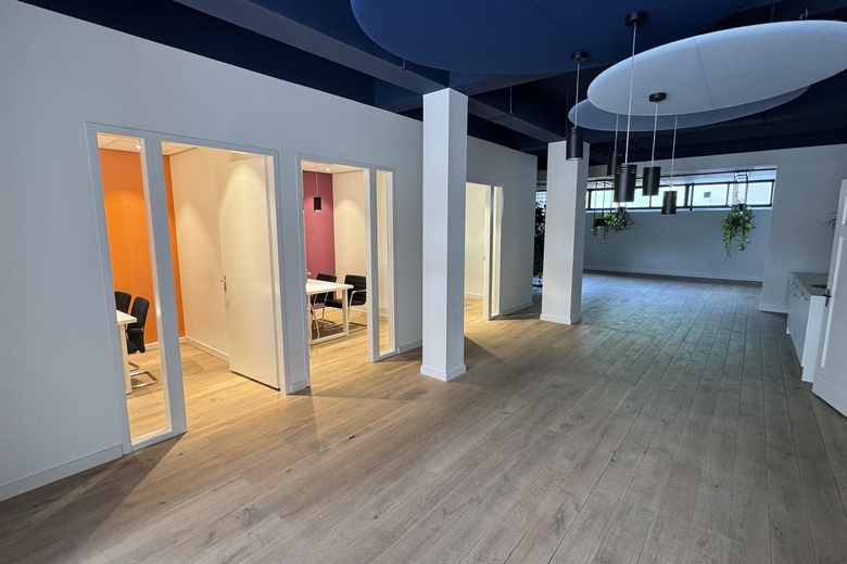 WinkelruimteaanLaan van Nieuw-Oost-Indie 102<br/> inDen Haag