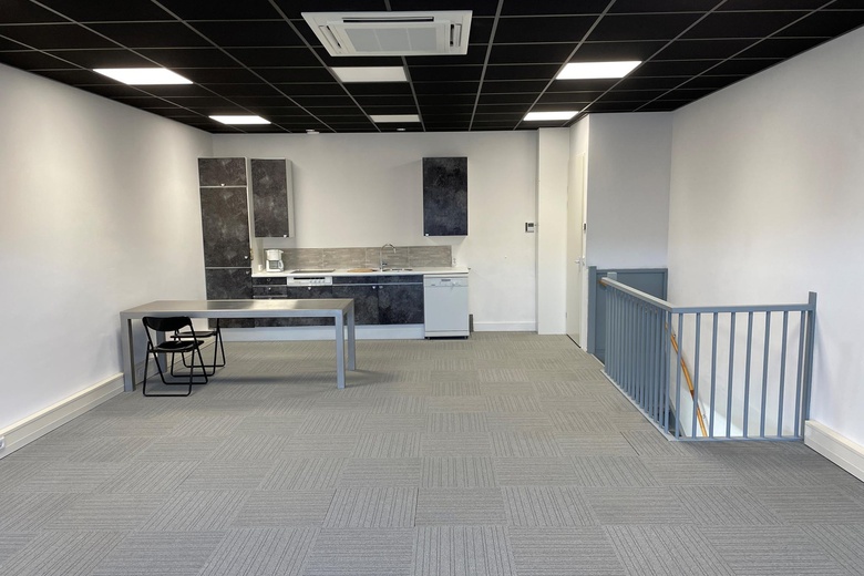 BedrijfsruimteaanJ. Keplerweg 8 S<br/> inAlphen aan den Rijn