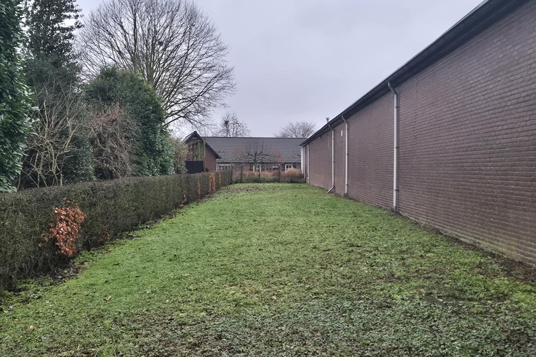 BedrijfsruimteaanZandstraat 25<br/> inSomeren