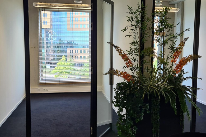 KantoorruimteaanBahialaan 100<br/> inRotterdam