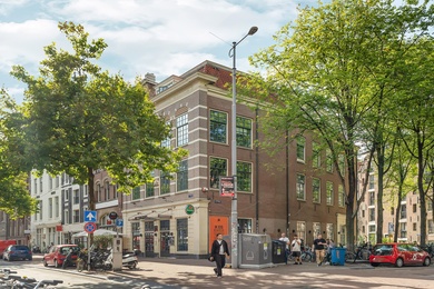 Bekijk foto 2 van Spuistraat 2