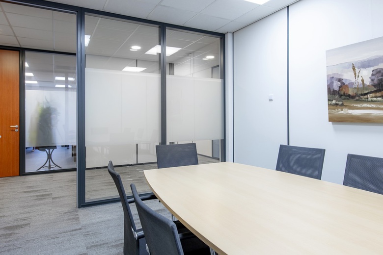 KantoorruimteaanEdisonweg 10<br/> inAlblasserdam