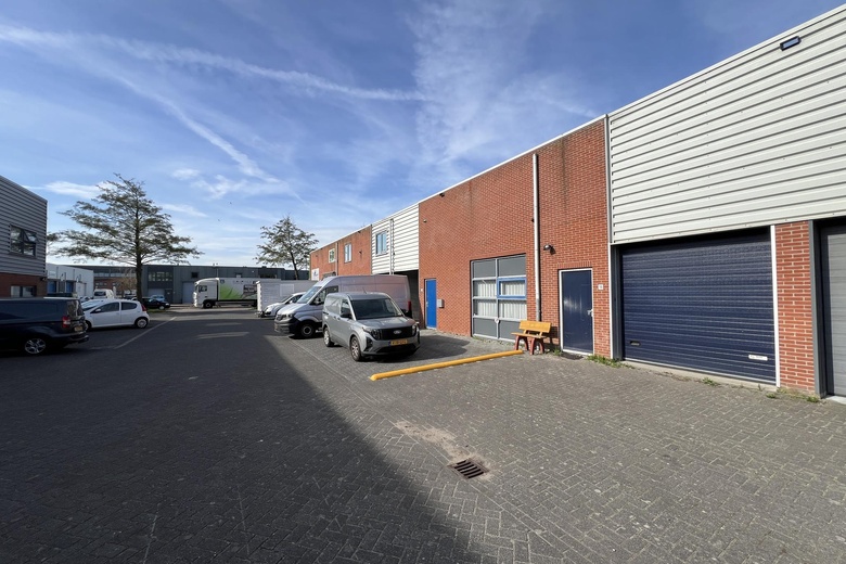 BedrijfsruimteaanPenningweg 16<br/> inZaandam BedrijfsruimteaanPenningweg 16<br/> inZaandam