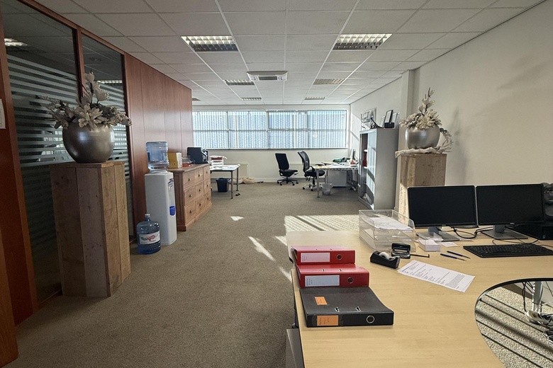 BedrijfsruimteaanVermogenweg 39<br/> inMijdrecht