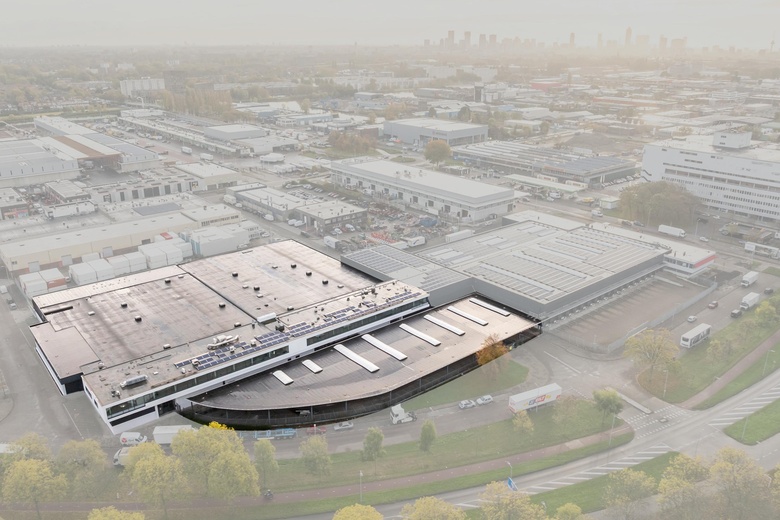 Bekijk foto 1 van Schuttevaerweg 22 - 24