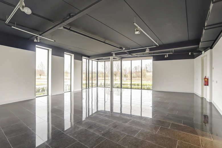 BedrijfsruimteaanGrote Esch 1195<br/> inMoordrecht BedrijfsruimteaanGrote Esch 1195<br/> inMoordrecht