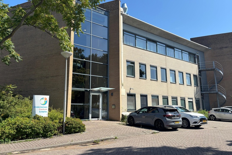KantoorruimteaanKerklaan 10<br/> inNieuwerkerk aan den IJssel KantoorruimteaanKerklaan 10<br/> inNieuwerkerk aan den IJssel