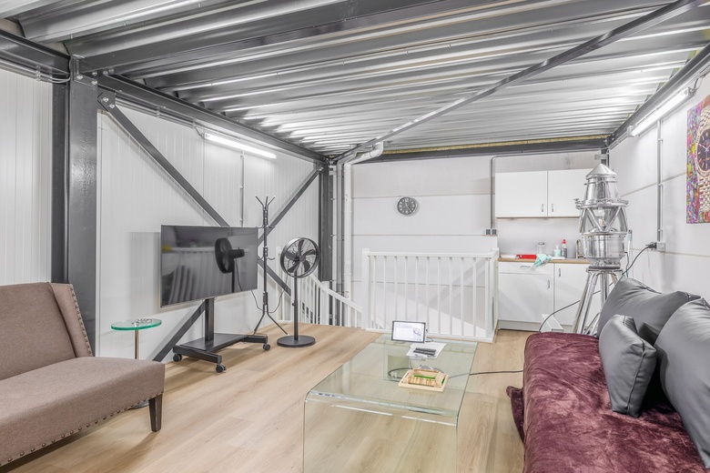 BedrijfsruimteaanNikkelweg 225<br/> inAlphen aan den Rijn