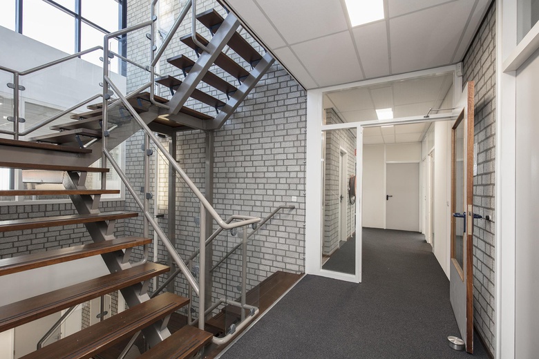 KantoorruimteaanKampstraat 80<br/> inGeleen KantoorruimteaanKampstraat 80<br/> inGeleen