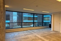 Bekijk foto 4 van Einthovenstraat 47