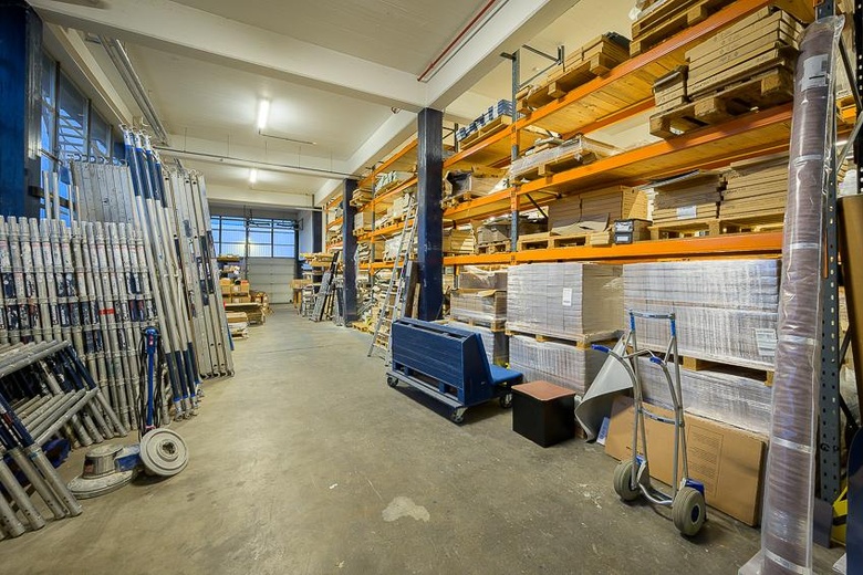 BedrijfsruimteaanLinschotenstraat 47<br/> inRotterdam BedrijfsruimteaanLinschotenstraat 47<br/> inRotterdam