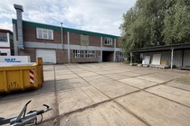 Bekijk foto 4 van Industrieweg 25