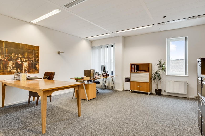 KantoorruimteaanMinderbroederssingel 52<br/> inRoermond KantoorruimteaanMinderbroederssingel 52<br/> inRoermond