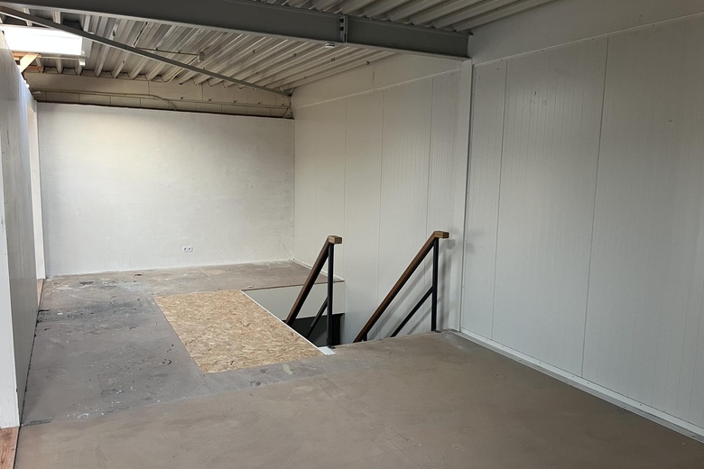 BedrijfsruimteaanOhmweg 9 a<br/> inAlblasserdam