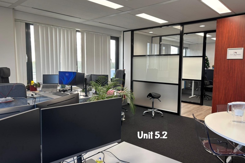 KantoorruimteaanCypresbaan 15 - 37<br/> inCapelle aan den IJssel