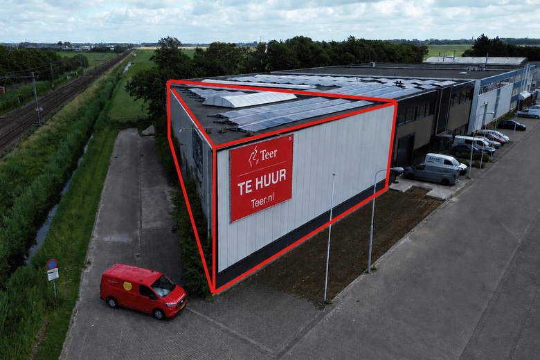 Bekijk foto Bedrijfsruimte aan de Castricummer Werf 40 in Castricum