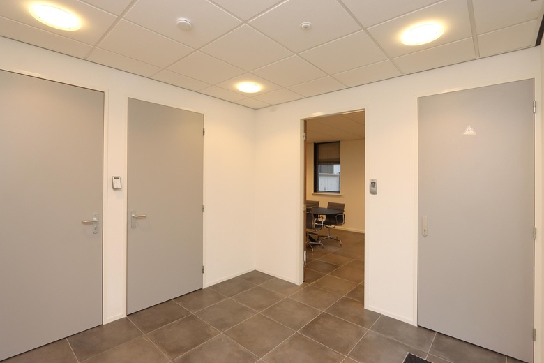 BedrijfsruimteaanDe Striptekenaar 76<br/> inAlmere BedrijfsruimteaanDe Striptekenaar 76<br/> inAlmere
