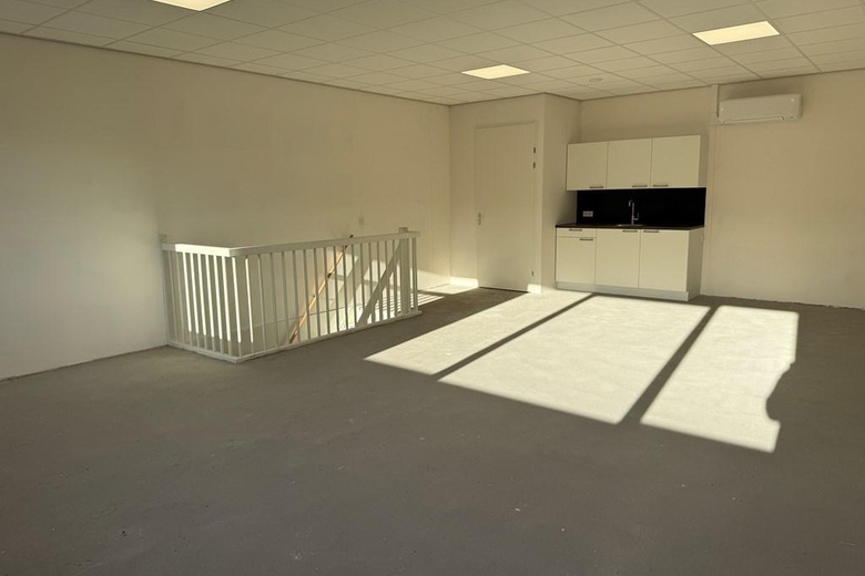 BedrijfsruimteaanWeerdskampweg 4 N<br/> inDen Bosch