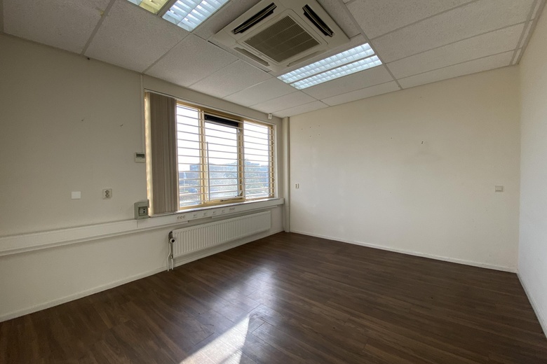 BedrijfsruimteaanRietdekkerstraat 5<br/> inRidderkerk