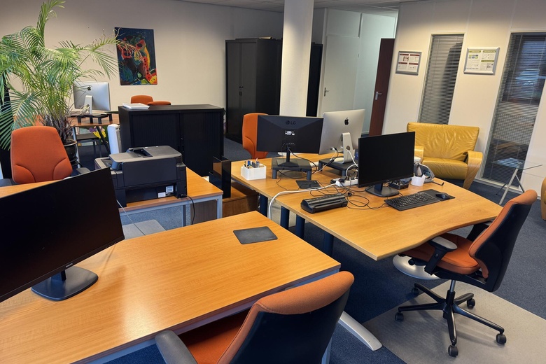 KantoorruimteaanKrabbenbosweg 101<br/> inHengelo KantoorruimteaanKrabbenbosweg 101<br/> inHengelo