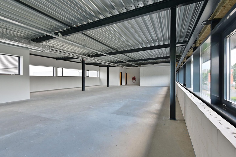 BedrijfsruimteaanDr. Nolenslaan 114 A<br/> inSittard